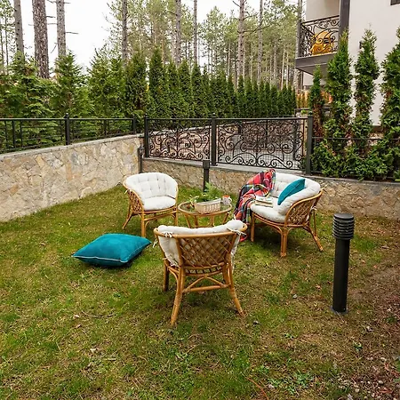 Goldpine Apartment
