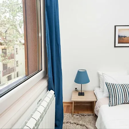 Goldpine Apartment