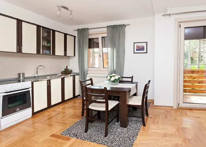 アパート Goldpine